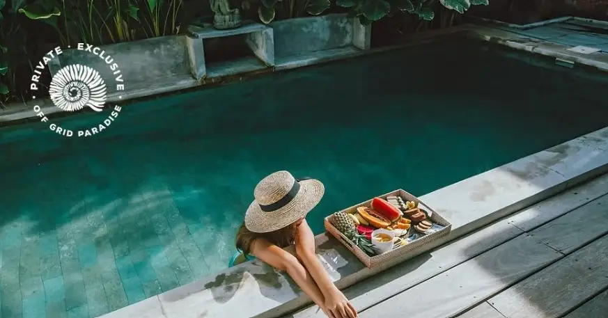 Luxury poolside moment in Pemba